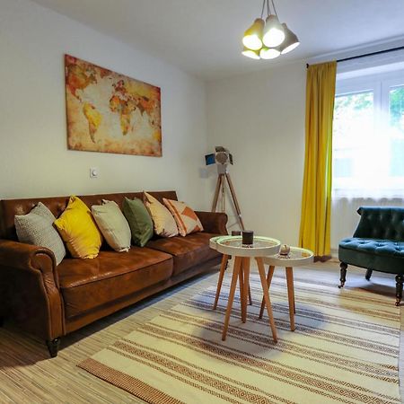 Appartement Turan FDH Exteriör bild