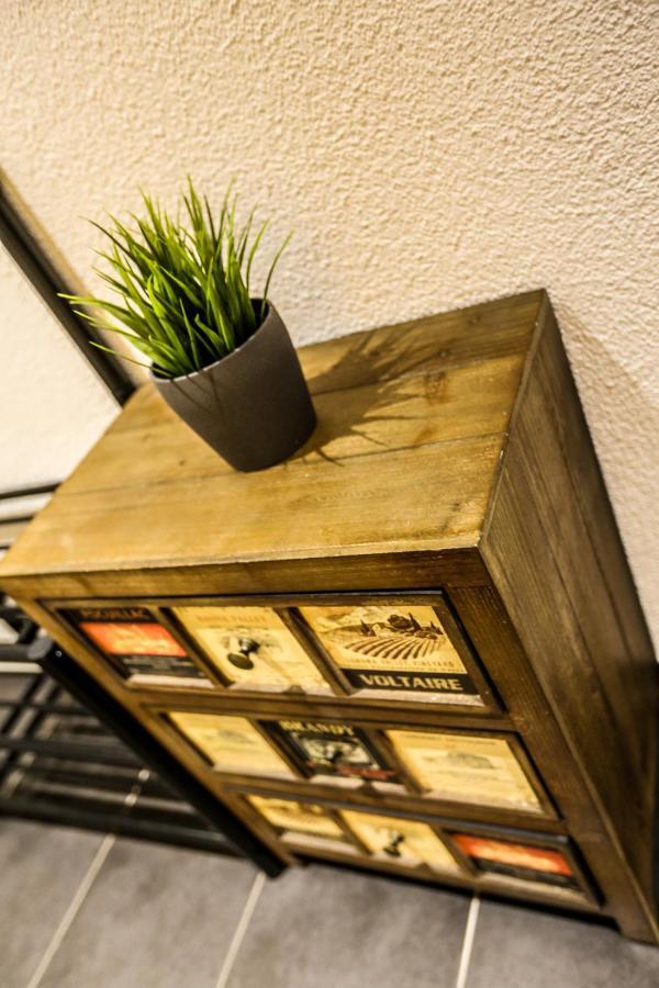 Appartement Turan FDH Exteriör bild